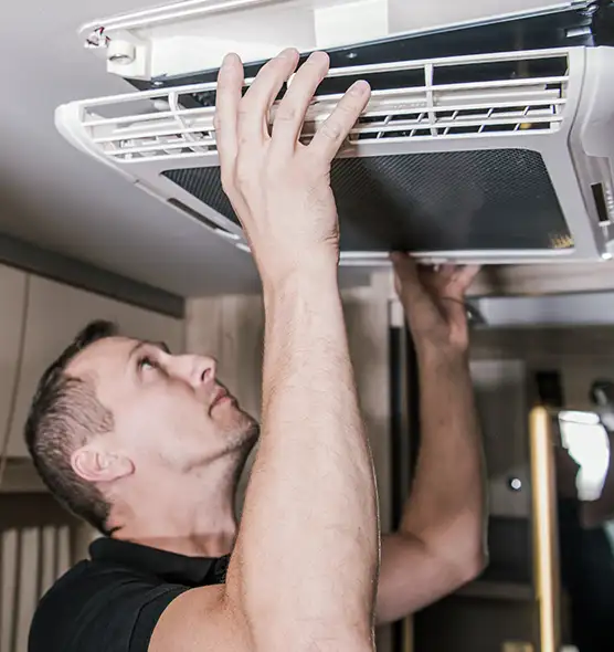  Professional Licensed And Insured Cleaners in Manchester, CT